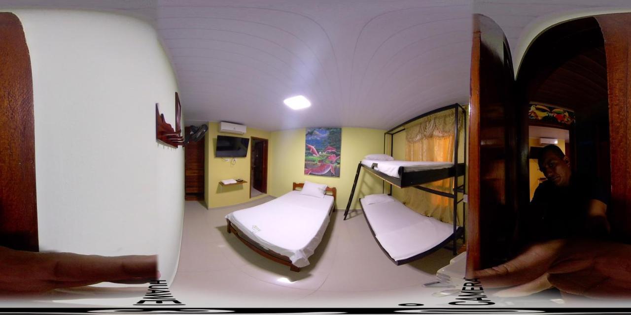 Hostal La Esperanza เลติเซีย ภายนอก รูปภาพ