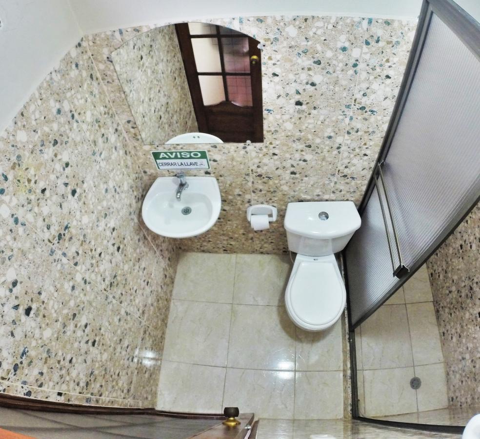Hostal La Esperanza เลติเซีย ภายนอก รูปภาพ