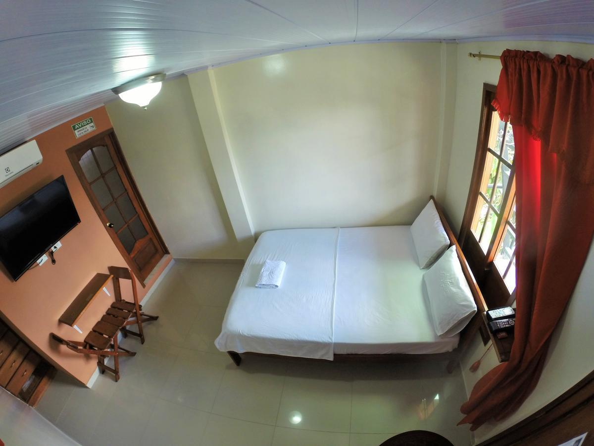Hostal La Esperanza เลติเซีย ภายนอก รูปภาพ